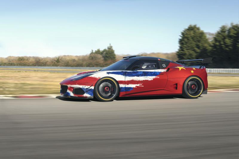  - Lotus Evora GT4 Concept | les photos officielles de la pistarde
